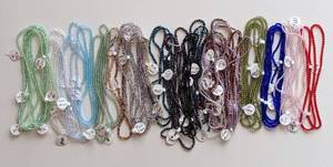 lot 20 image: Assorted 2mm Sting Beads