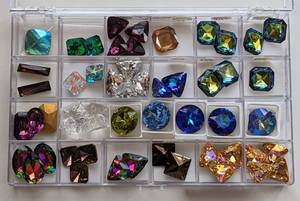 lot 6 image: Colorful Assortment of Swarovski Crystals including Swarovski Sahara Crystals