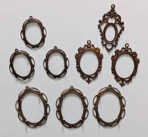 lot 129 image: Vintage Style Brass Pendant Fittings