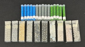 lot 213 image: Bunch of Beads in Blue, Green, Pink and More