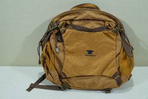 lot 17 image: Mountainsmith Tour Lumbar Pack