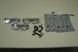 lot 42 image: 3 Pairs Bluemoky Blue Light Reading Glasses -3.50