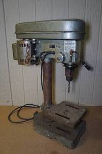 lot 52 image: 3-Speed Heavy Duty Drill Press