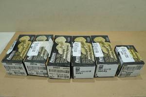 lot 122 image: 16 Assorted 1 Hex Cap Screws