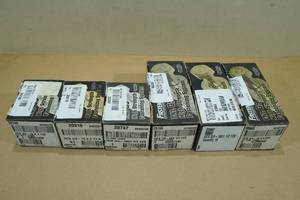 lot 123 image: 25 Assorted 34 Hex Cap Screws