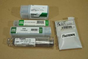 lot 137 image: Assorted Sizes HSS 4 Flute Taper Hand Tap