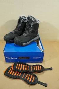 lot 170 image: Korkers Snowmageddon Winter Boots -Womens 8