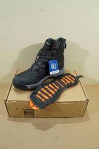 lot 171 image: Korkers Snowmageddon Winter Boots -Mens 13