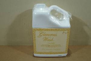 lot 188 image: Glamorous Wash Fine Laundry Detergent -Limelight, 3.78 Liters