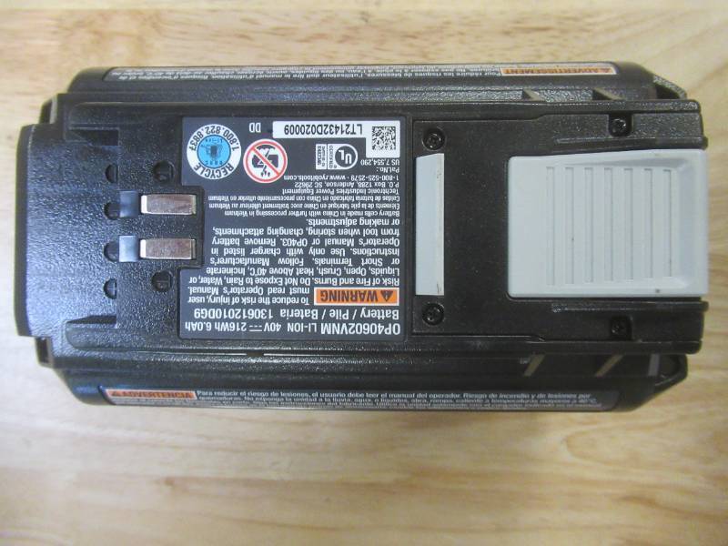 lot 338 image: RYOBI 40-Volt 6.0 Ah High Capacity Lithium-Ion Battery