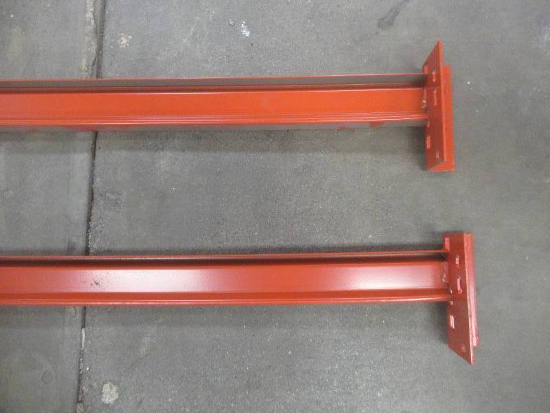 lot 433 image: Lot of 2 - 2.5 in x 8 ft Teardrop Pallet Racking Beams in Orange