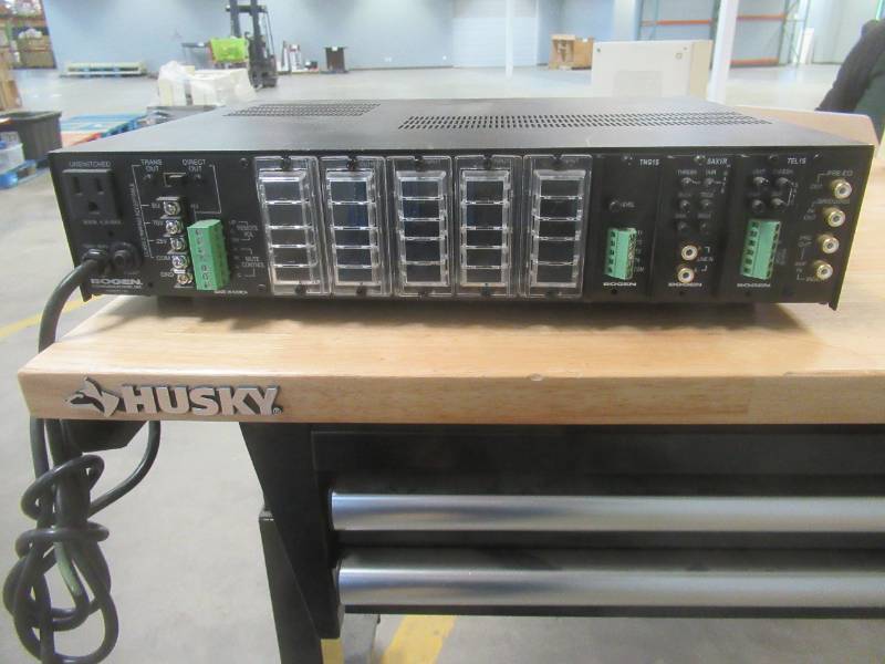lot 35 image: Bogen Power Vector Amplifier V250 - NICE WORKING CONDITION