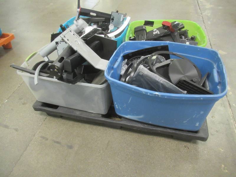 lot 66 image: Wholesale Pallet of Monitor Stands (SEE PHOTOS)
