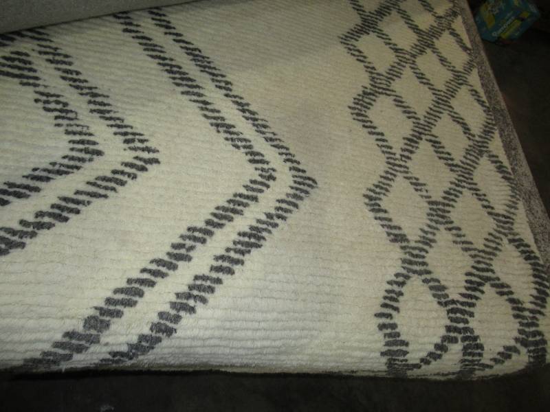7X10 Hand Tufted Geometric Rug Off-White - Project 62