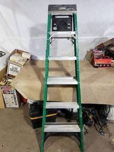 Gorilla Ladders 6 Fiberglass Step Ladder