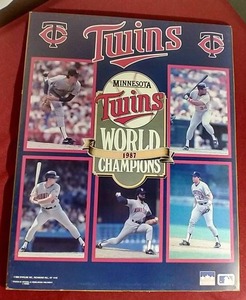 lot 140 image: 1987 Minnesota Twins World Champions 16x20 Poster