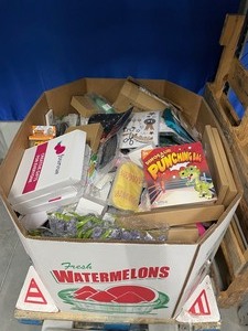 Mixed Pallet of Store return - Resellers Lot