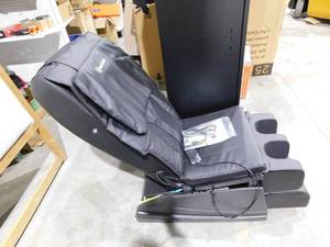 lot 34 image: Favor-03 plus Black color Full Body Zero Gravity Shiatsu Recliner with Bluetooth and Led Massage Chair