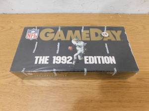 1992 NFL Gameday Sealed Box - 36 Packs with 12 Cards Per Pack