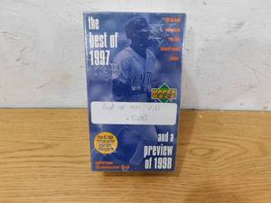 1997 Collectors Choice Baseball Factory Sealed Set with 1998 Preview Set