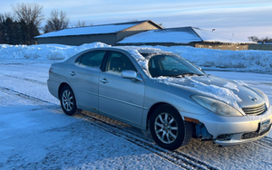 2004 Lexus ES 330
