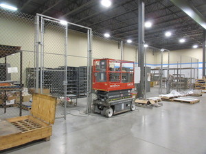 TOOL CRIB CHAIN LINK CAGE - Updated lot description 12623