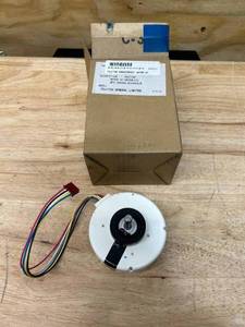 lot 76 image: FUJITSU K9602783021 aka 9602783021 MOTOR DC BRUSHLESS RLS- MFD-34ROBN DC340V42W
