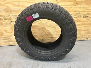 lot 106 image: VENOM POWER Terra Hunter XT XT All-Terrain Mud Light Truck Radial Tire-35X12.50R20LT 35X12.50X20 35X12.50-20 121R Load Range E LRE 10-Ply BSW Black Side Wall