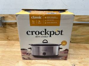 lot 129 image: Crock-Pot 7-Quart Oval Manual Slow Cooker  Stainless Steel (SCV700-S-BR)