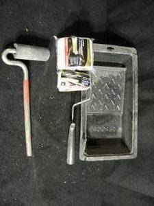 lot 129 image: Painting Supplies