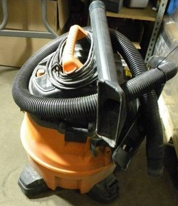 lot 133 image: Rigid 14 Gallon 6.0 Horsepower Shop Vac