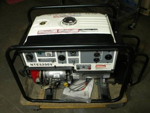 lot 125 image: Vanguard Generator NTE5200V Electric Start (11 HP)