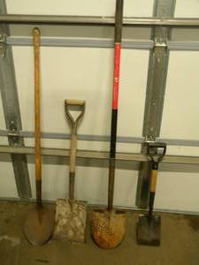 lot 155 image: Used Shovels