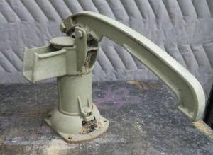 lot 8 image: VINTAGE WATER HAND PUMP