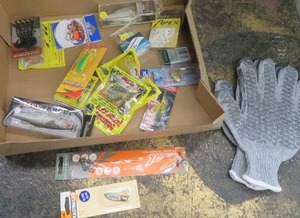 lot 27 image: FISHING TACKLE