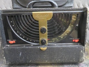 lot 50 image: VINTAGE ZENITH LONG DISTANCE GLOBAL RADIO (SHORT WAVE)