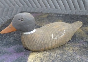 lot 89 image: WOODEN DUCK DECOY