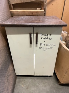 lot 45 image: Steel Rolling Cabinet
