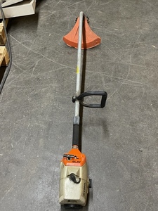 lot 63 image: Stihl Gas Trimmer