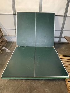 lot 83 image: Table Tennis Table