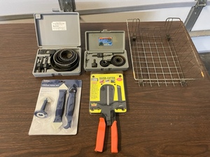 lot 87 image: Hole Saw Kits and More