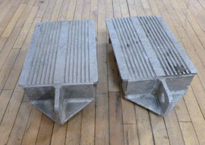 lot 20 image: 2 Equipment Company of America Machine Dollies