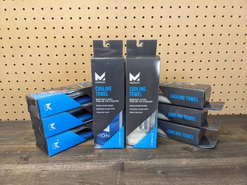 lot 111 image: 8 Brand Mission HydroActive Cooling Towels in Blue and Gray