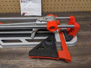 lot 72 image: Rubi 26 in. Star Max Tile Cutter