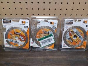 lot 28 image: RIDGID Diamond Blades (2) 4-12 in. Turbo Diamond Blades and (1) 4-12 in. Segmented Diamond Blade