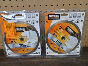 lot 32 image: (2) RIDGID 7 in. Continuous Diamond Blades