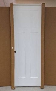 lot 122 image: JELD-WEN  3 Panel Craftsman White Right-Hand Smooth Solid Core Molded Composite MDF Single Prehung Interior Door 30 in. x 80 in.