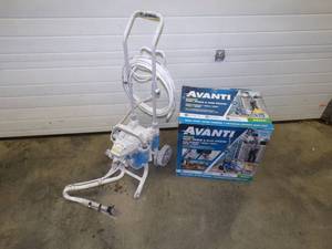 lot 6 image: Avanti Airless Paint Sprayer