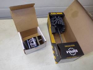 lot 142 image: Ring Compressor and Cylinder Boring Tool