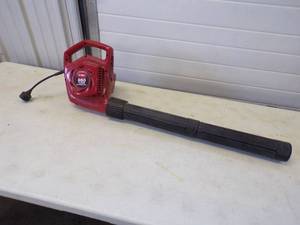 lot 155 image: Toro Snow  Leaf Blower